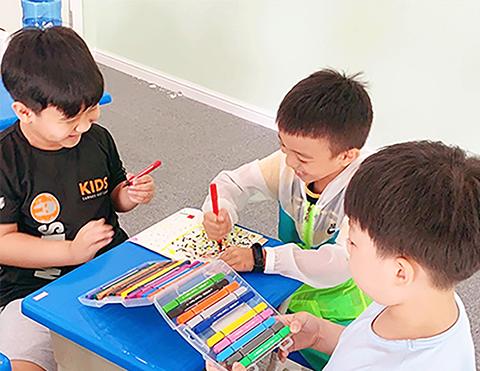 儿童美术入门应该先学什么,如何正确看待儿童美术教育