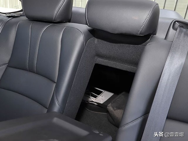 雅阁凌派和思域哪个比较好一点,雅阁对比凌派