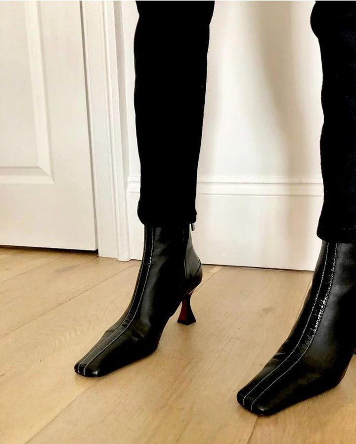 秋冬流行的靴子就买这3双,今年冬天必入款靴子