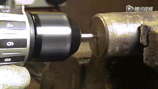 模具螺丝孔进料了怎么取出来,模具法兰螺丝断了怎么取