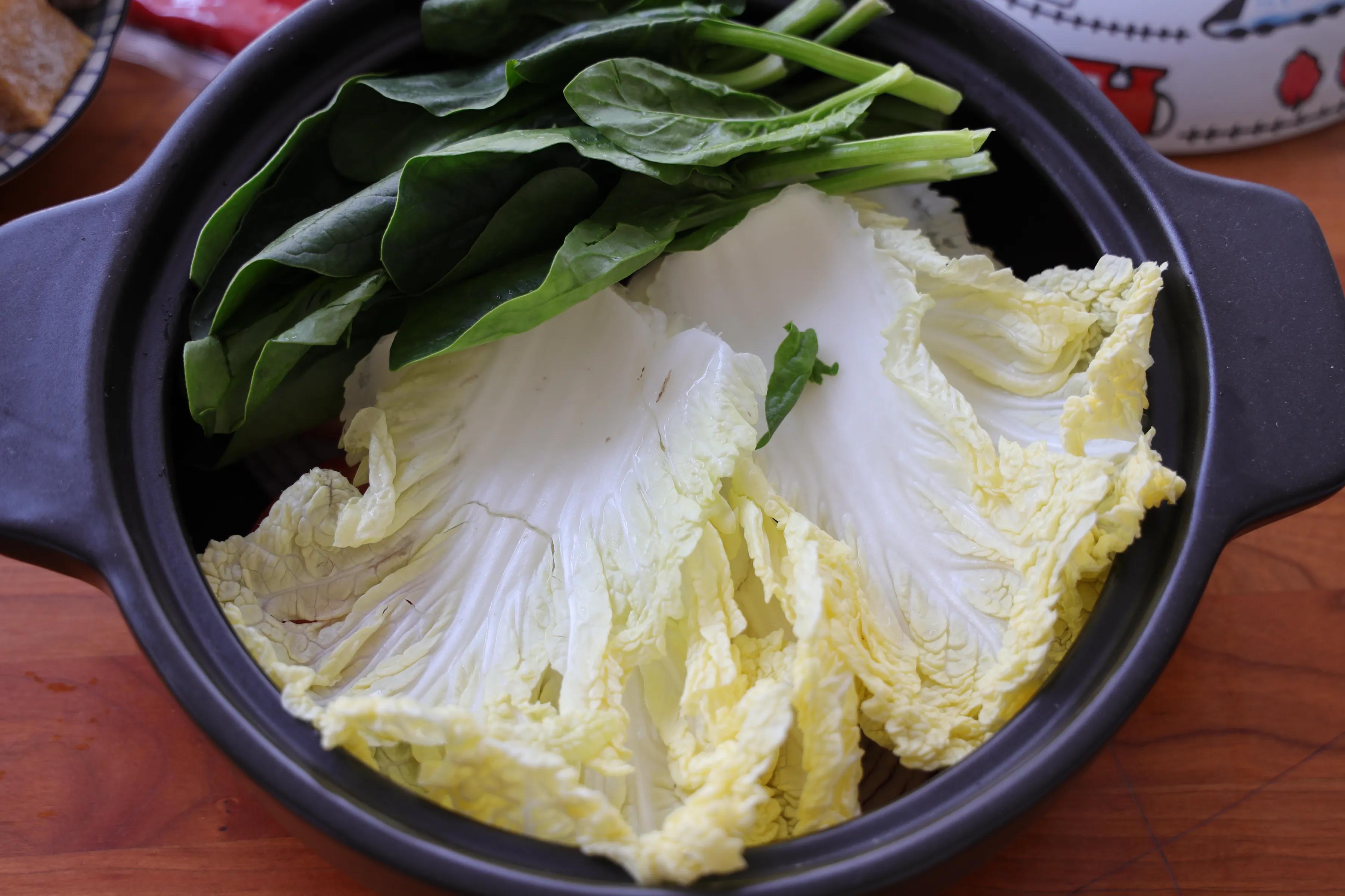 冬天别涮火锅,试试部队火锅,有肉有菜有面条,好吃又暖和,超棒