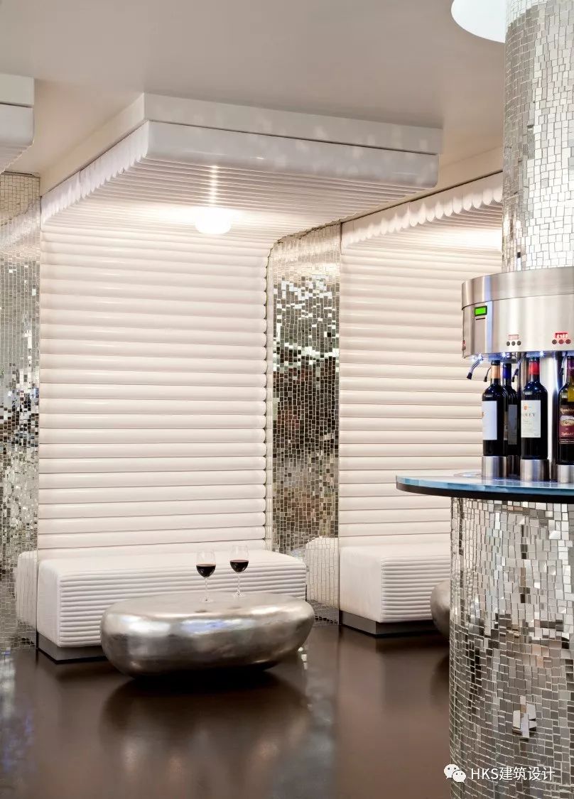 全世界最赚钱的体育赛事,最赚钱的体育运动足球场