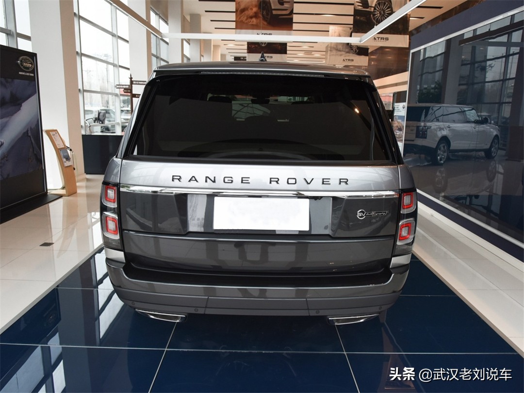 宾利添越路虎揽胜行政版选哪个,路虎揽胜2020款双拼色5.0典藏版