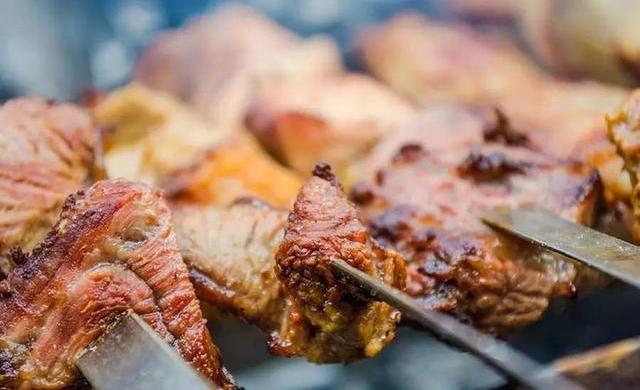 开一家特色烧烤店需要多少钱,开一家特色小吃店加盟