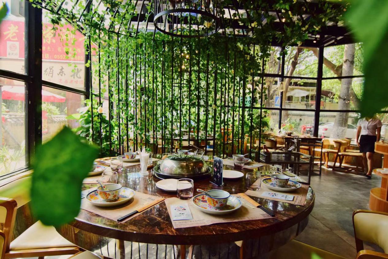 品尝厦门最美味的海鲜大餐,探索厦门风光体验海鲜盛宴