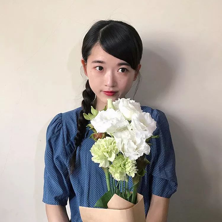 这几位日本模特的小心机！让圆脸、宽额女孩也能驾驭眉上刘海造型