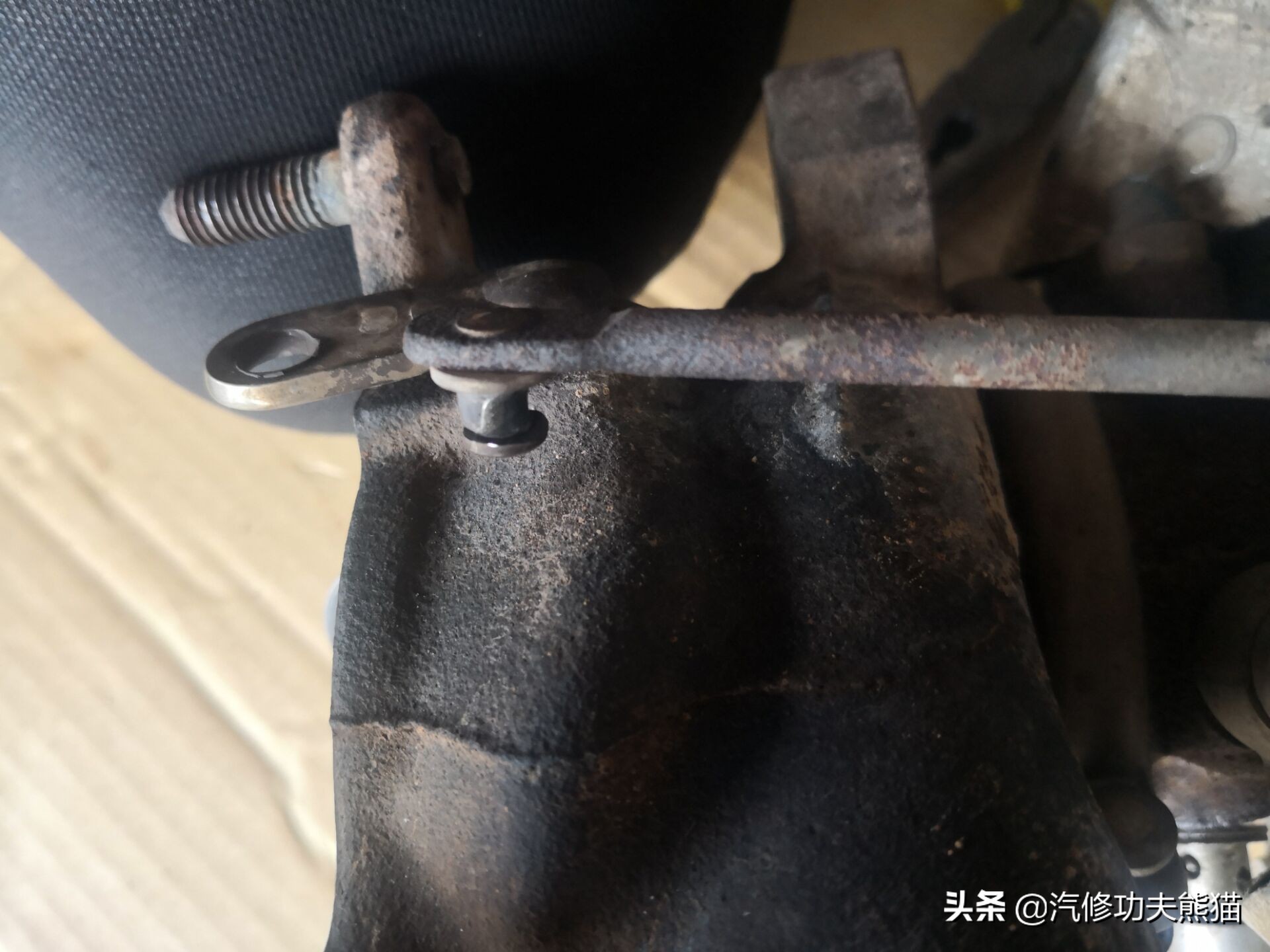 ea8882.0t夏朗烧机油,大众夏朗1.8t烧机油怎么样