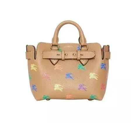 买包女生,买包的都是美女