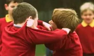 震惊！新加坡14岁学生跳楼自杀，原因竟然是