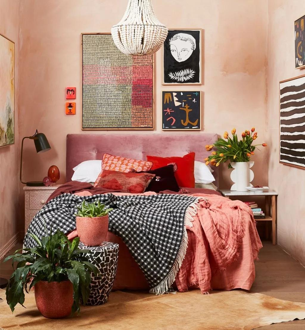 一家匠心别具的新潮家居买手店,她打造了一家美如画的家居买手店