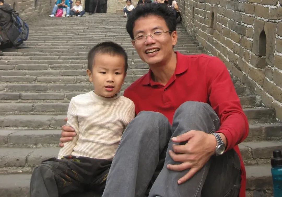 我带着自闭症儿子逃离康复机构，10年后他成了全国冠军