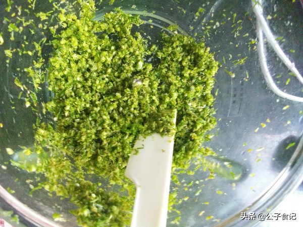 立秋后,见到这个一定得买,做成酱能保存1年,小孩子吃对眼睛好