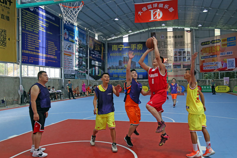 以球会友活动,以球会友青年联谊