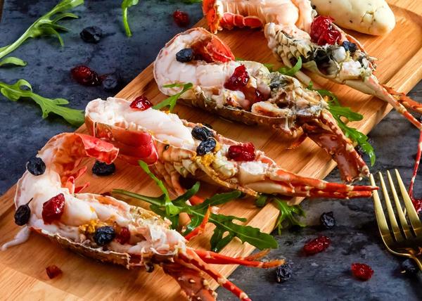 实拍三亚度假公寓，周边都是五星级酒店，未开业却无比火爆