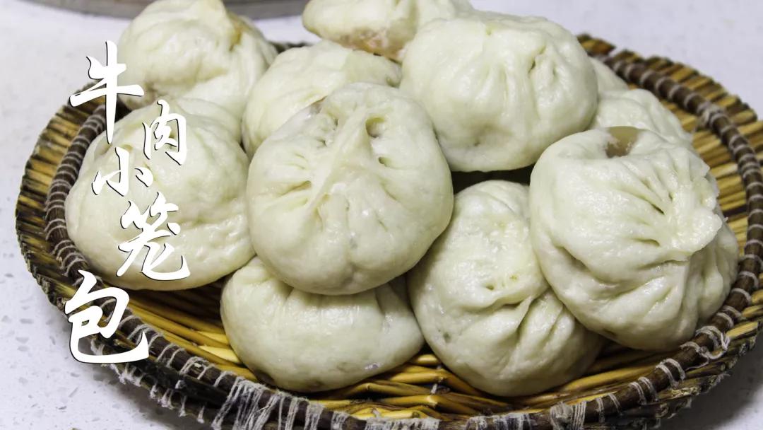 全民热爱的小笼包，肉馅浓香，皮不塌陷的秘密就在这个视频里