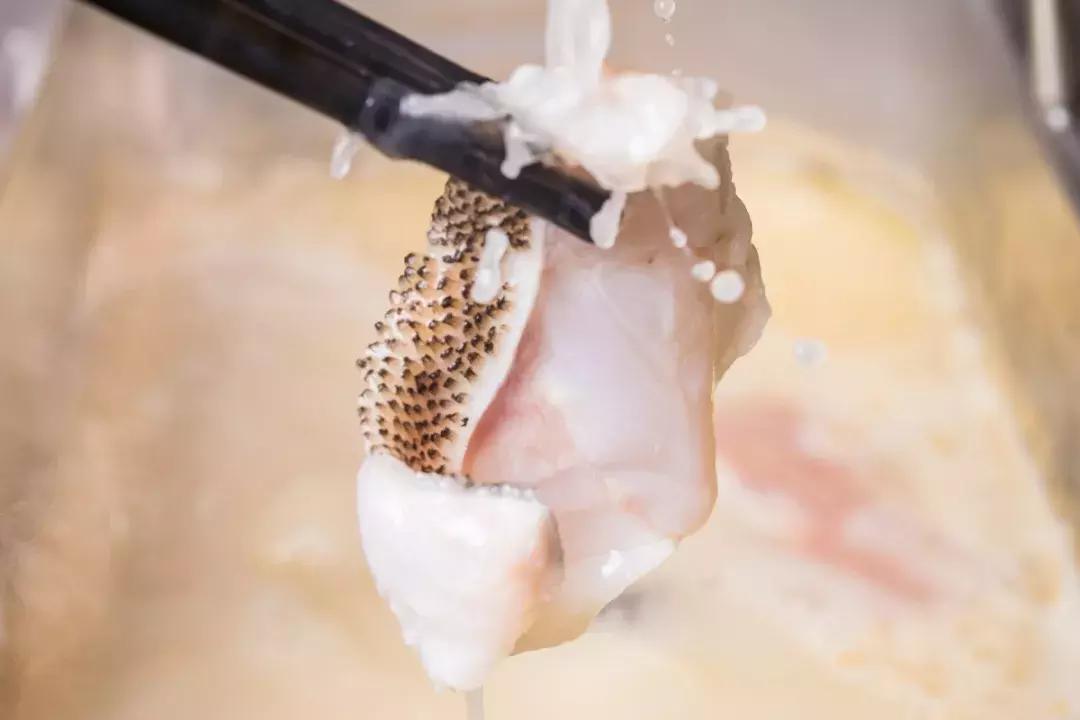 斥资1500万!人广惊现①家*场赌**火锅,明星、赌王千金都来打call