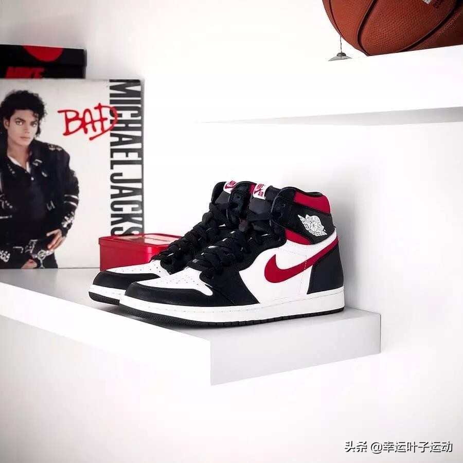 最容易撞鞋的榜单TOP10，黑红AJ11排最后，第一名意料之外...