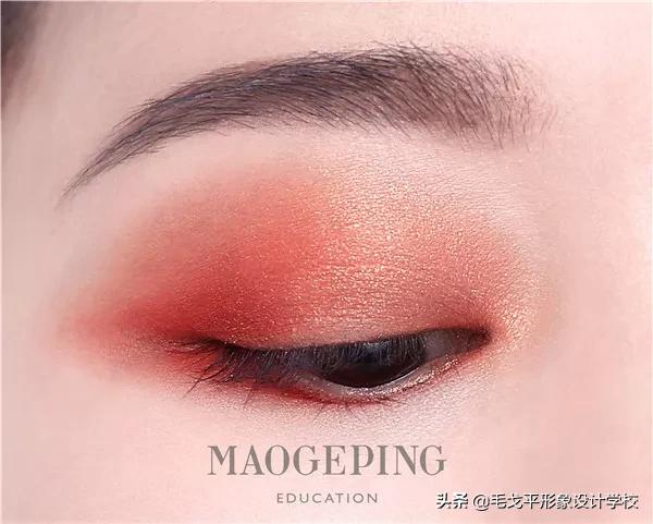 日常眼妆这样画自然清爽更耐看,日常眼妆小技巧三步轻松搞定眼妆