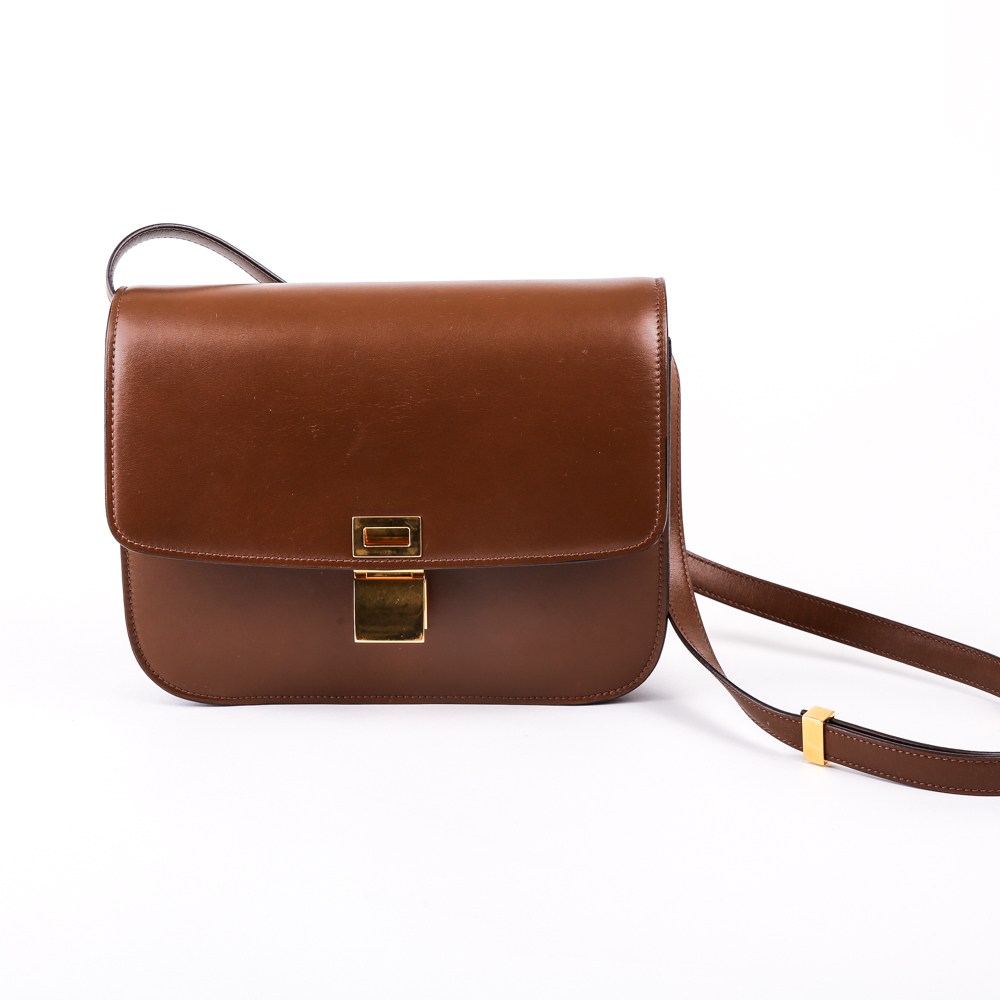 celine包和古驰哪个档次高一点,gucci和celine包哪个好