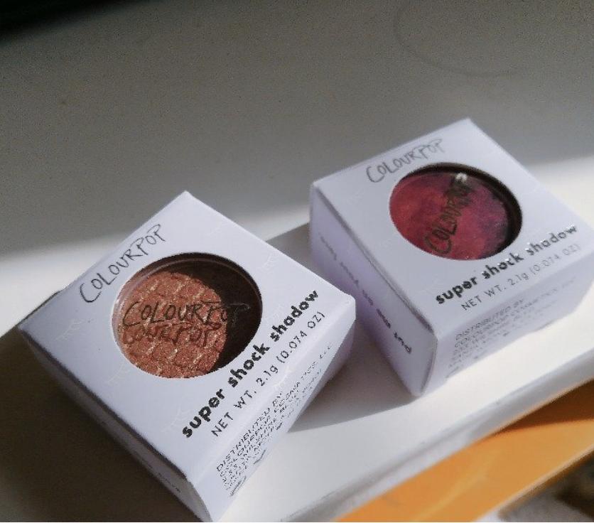 BOBBIBROWN单色眼影盘,碎闪intoyou单色眼影m01