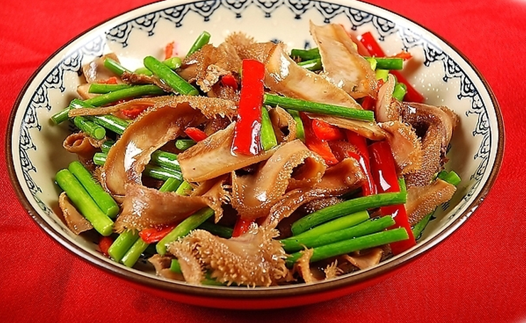 毛肚牛肚牛百叶千层肚区别,牛百叶和牛肚是一样分层的