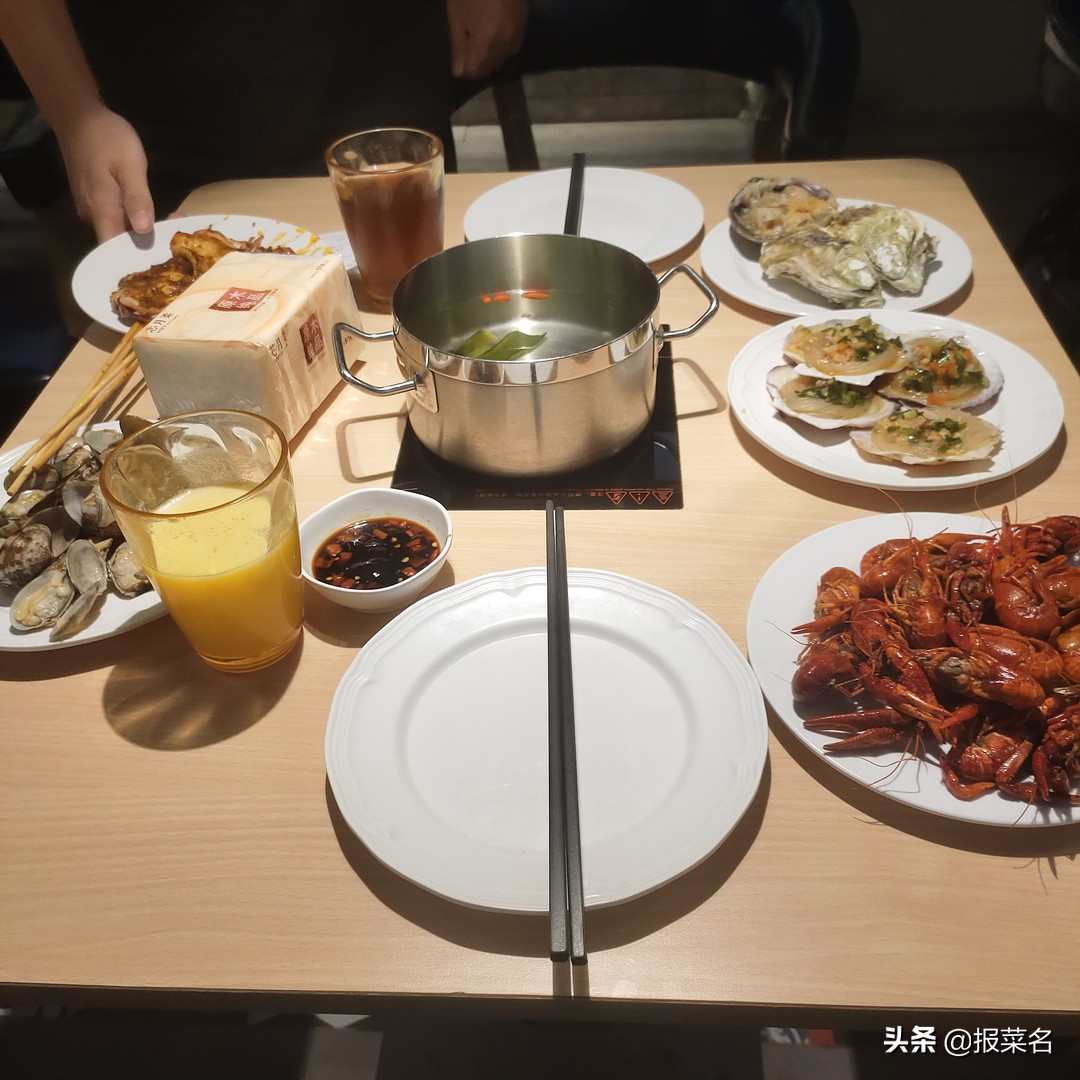 螃蟹虾扇贝,海鲜自助螃蟹和大扇贝