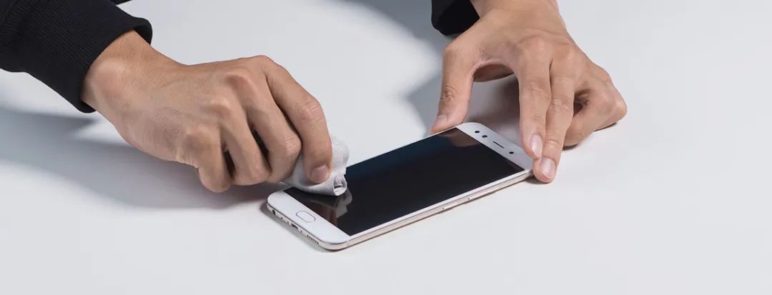 水凝膜钢化膜陶瓷膜哪一个比较好,手机膜钢化膜水凝膜防窥膜啥区别