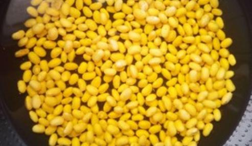 香酥黄豆怎么炸又酥又脆,炸黄豆泡不泡水