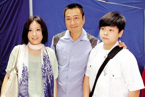 香港男星黎耀祥照片,黎耀祥和前妻的视频