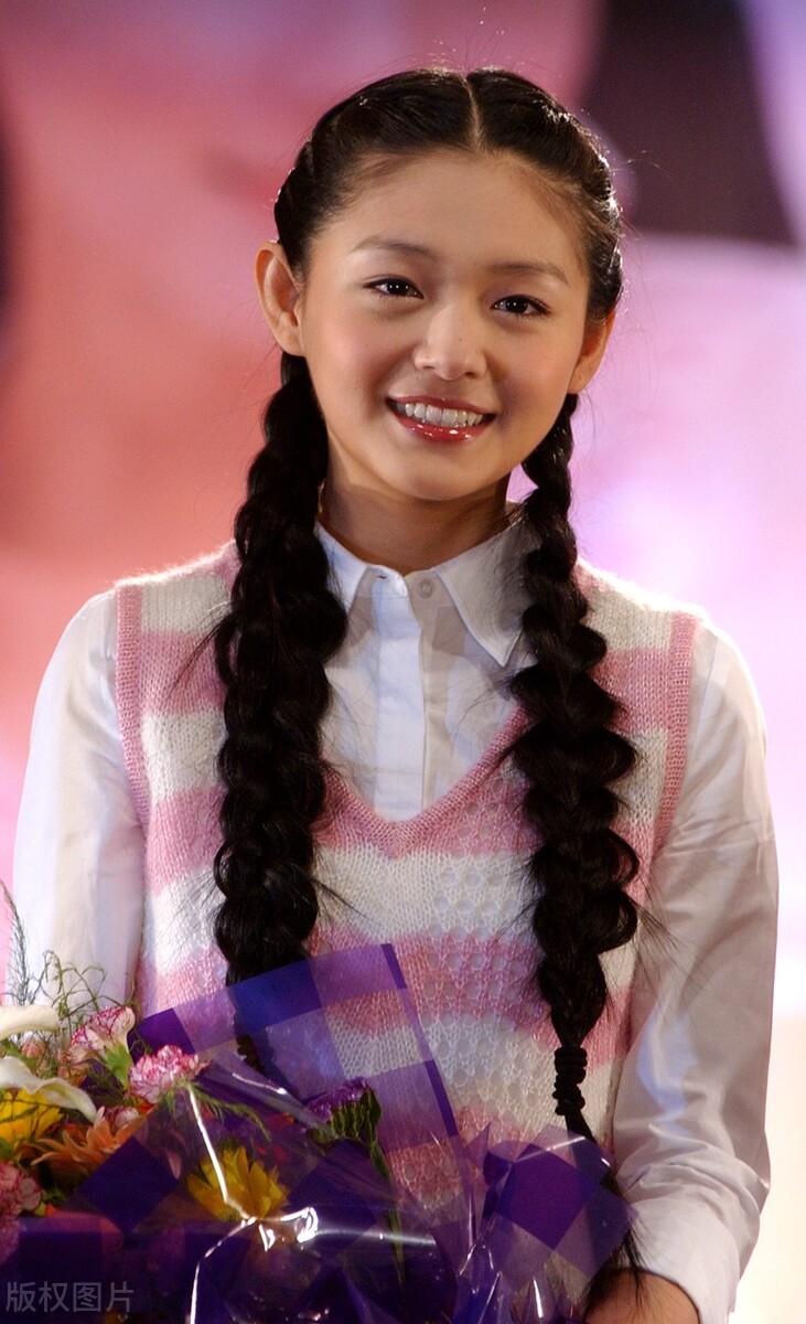 台上生猛，台下很怂：小S和这两个男人的故事，原来这么“悲惨”