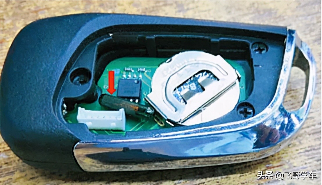 雅阁车方向盘抱死无法启动,本田雅阁维修诊断