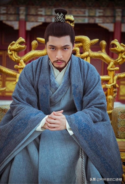 10位男星演皇帝！成毅邪媚腹黑，罗云熙高雅柔情，徐开骋是疯帝王