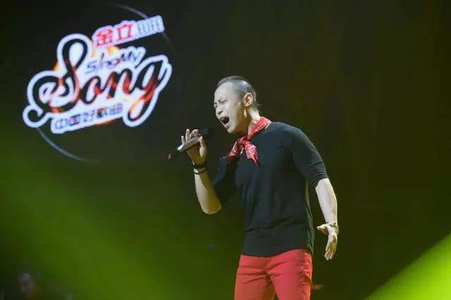 一首适合一个人静静聆听的歌,10首适合一个人听的歌