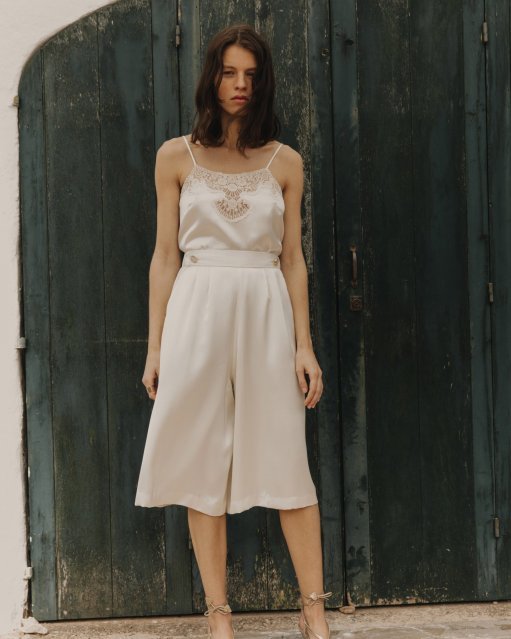 显胖的裙子怎么补救,春秋显白显瘦显高穿搭