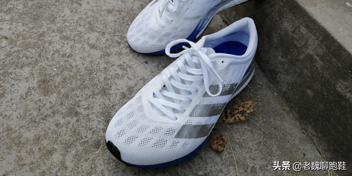 浠庨樋杩揪鏂埌moncler,闃胯开杈炬柉鍜屼簹鐟熷＋璺戞