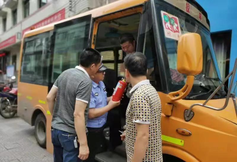 筑牢校园安全防线警务技能培训,公安局推进校园安全防控体系建设