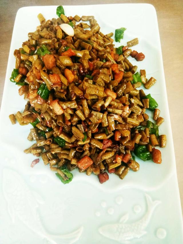 酱腌豆角家常咸菜腌制方法,酱腌豆角家常做法