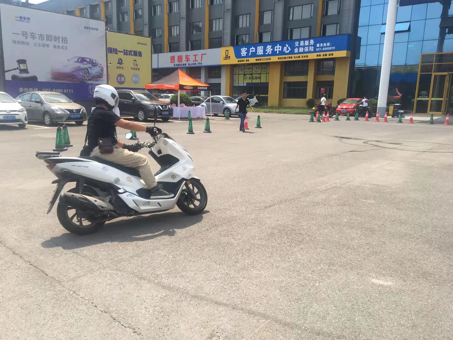 荆州古城游记视频,五羊本田pcx150国产的好不好