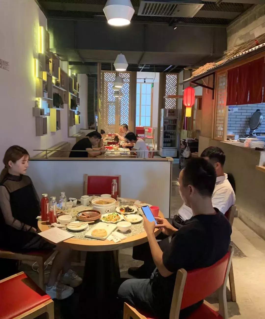 卖饺子能赚大钱吗,街头卖饺子也能赚钱