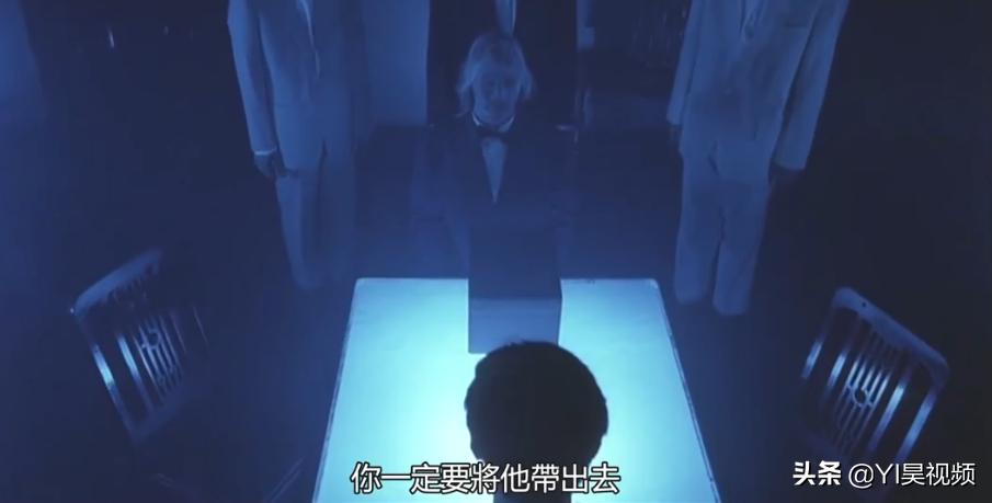 张学友经典喜剧，许冠英搞笑担当，头顶*裤内**斗僵尸《猛鬼差馆》