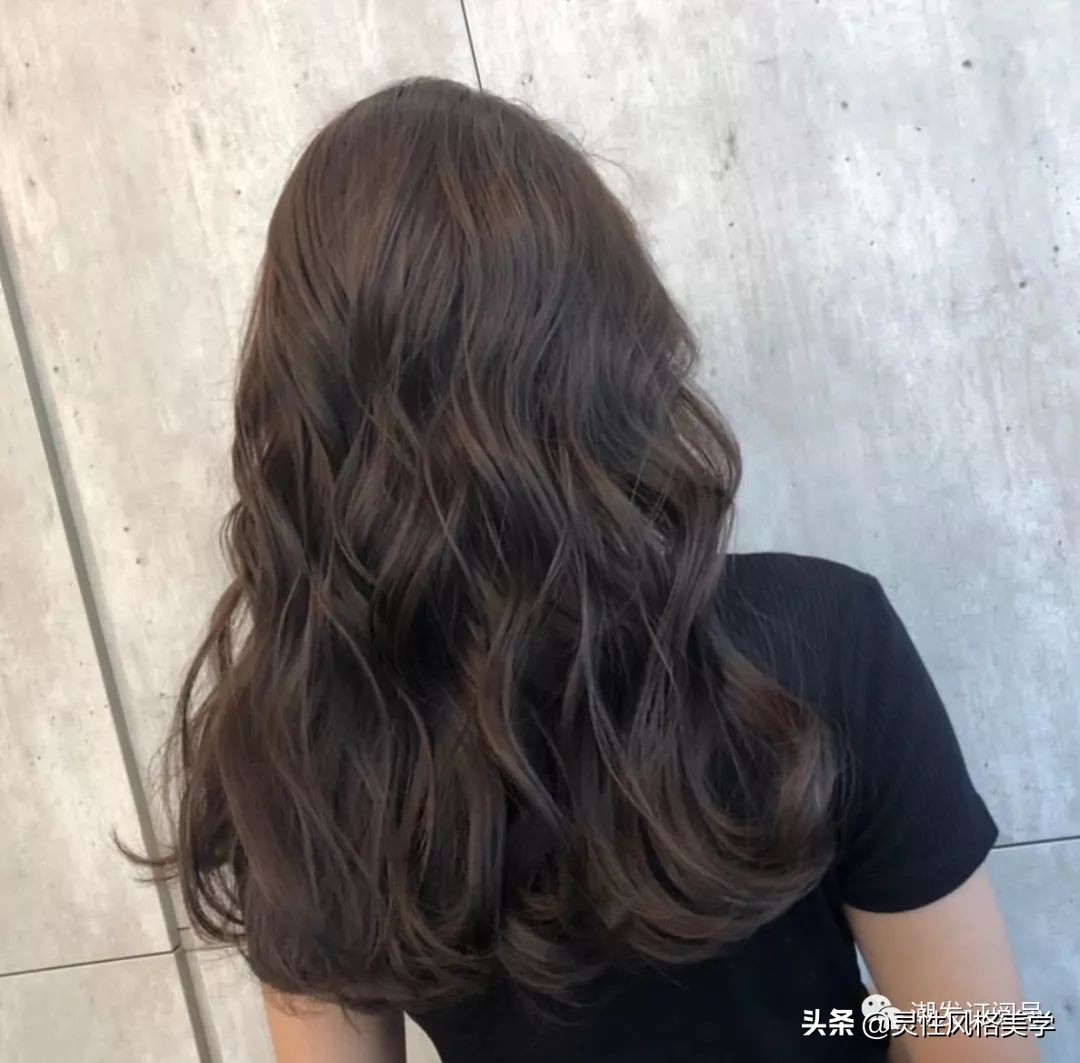 中长发发型微微卷半头烫大波浪,半头卷大波浪烫发排列教程