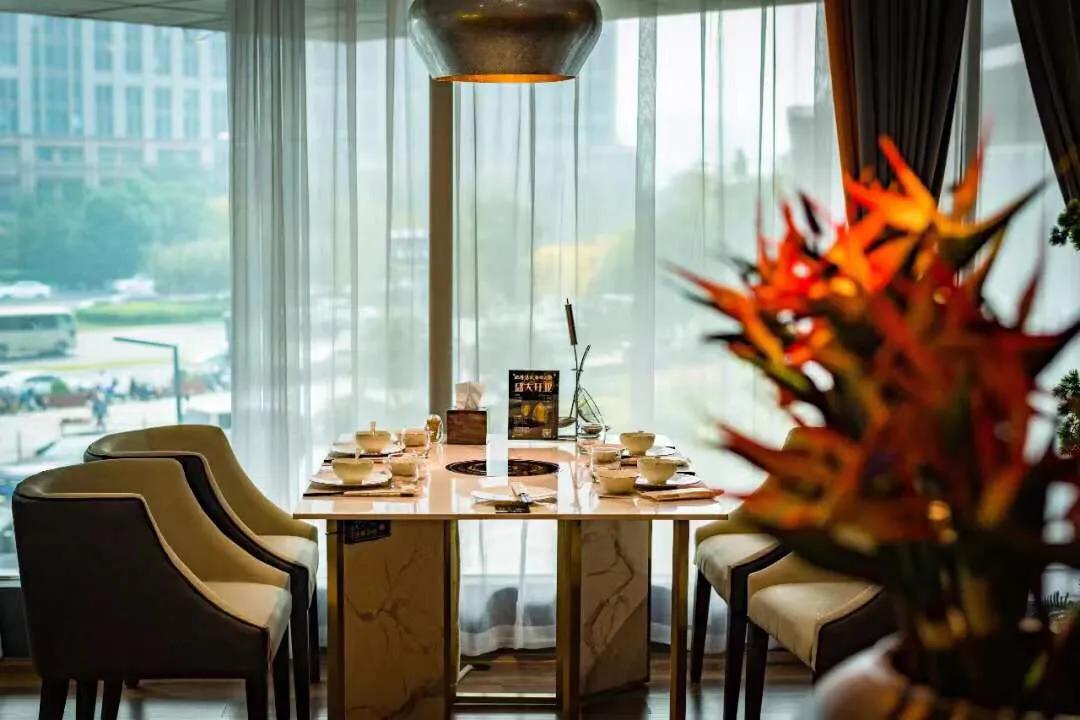 188元/条！吃养颜旺财老虎斑，就来肥隆“食斑节”！