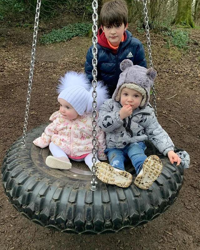 结婚30年生22娃，网友群嘲太窒息了，结果他们的生活却啪啪打脸