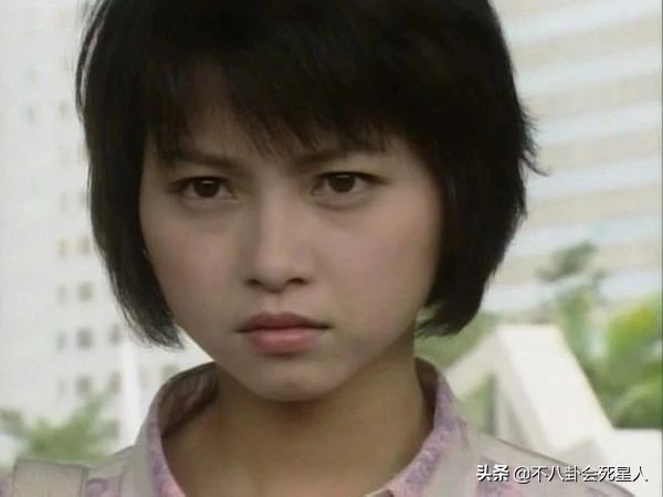 她是最经典建宁公主，今52岁脸胖成球，背后原因让每个女生羡慕