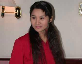 张钰：角色都靠身体换来，安意如：如果是张艺谋或李安我会主动