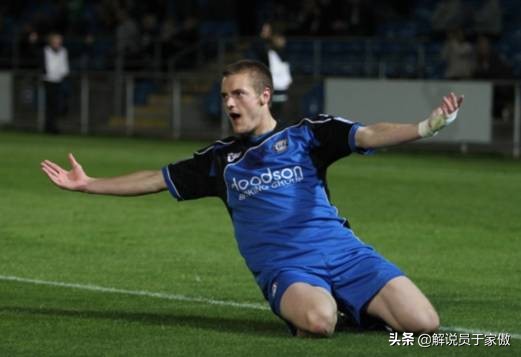 我的足球梦守门员作文,我的足球梦英文怎么说