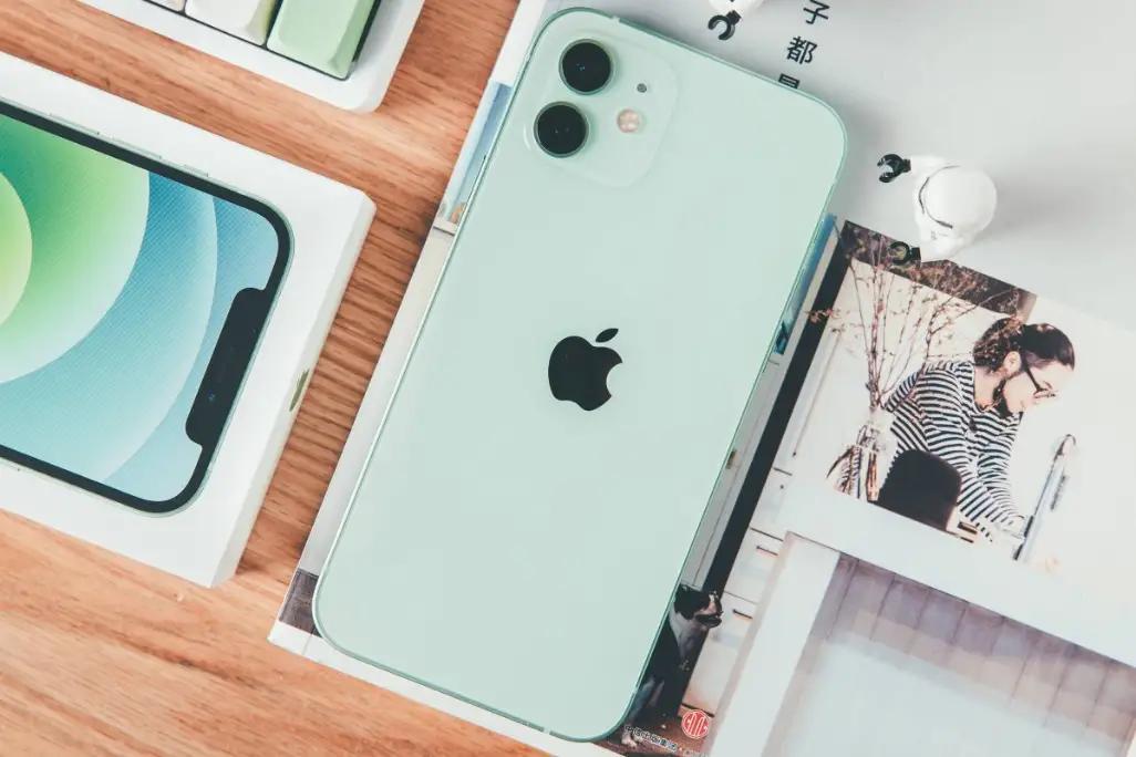 iphone12测评软件打开速度,iphone12测评游戏画质