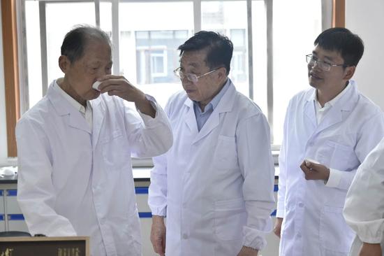 2020年勐库戎氏博君熟茶6克,勐库戎氏博君熟茶小饼200克测评