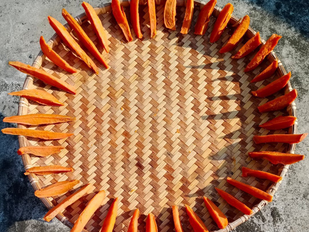 自晒红薯干怎样晒软糯,怎样晒红薯干又软又糯