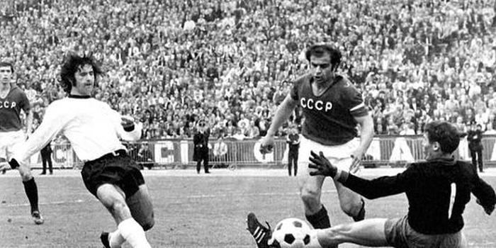 梅西20大进球纪录,梅西621粒进球全纪录